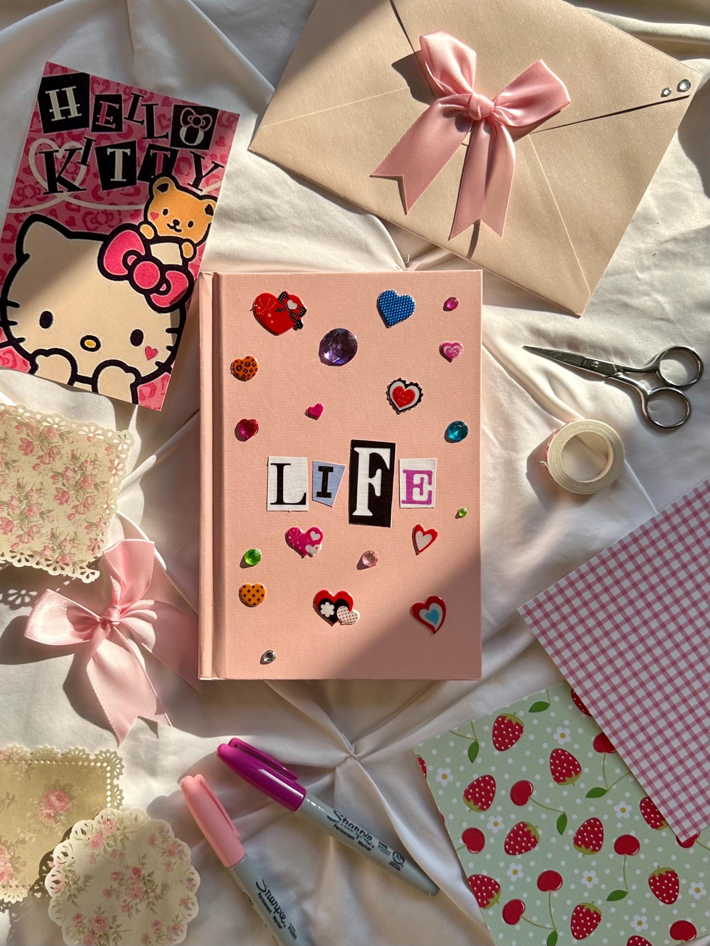 Mini Life Scrapbook, Tiny Paper Gifts, 110 Sheets, 5.5 x 8 inches
