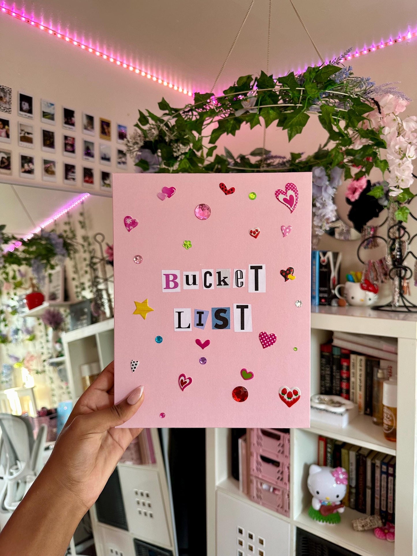 Bucket List Scrapbook, 110 Sheets, 11 x 8.5 inches