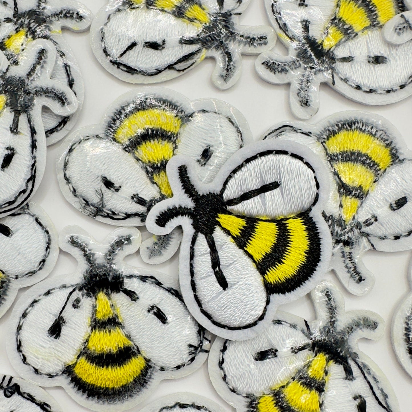 Dainty Bee Patch, 4-Pack