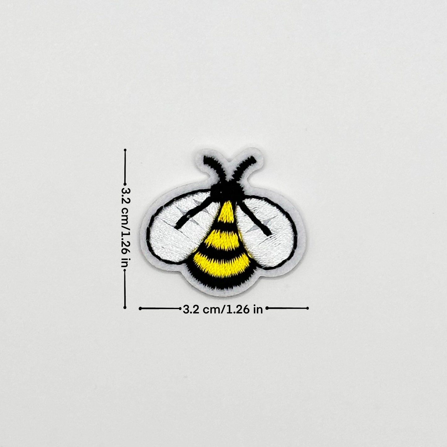 Dainty Bee Patch, 4-Pack