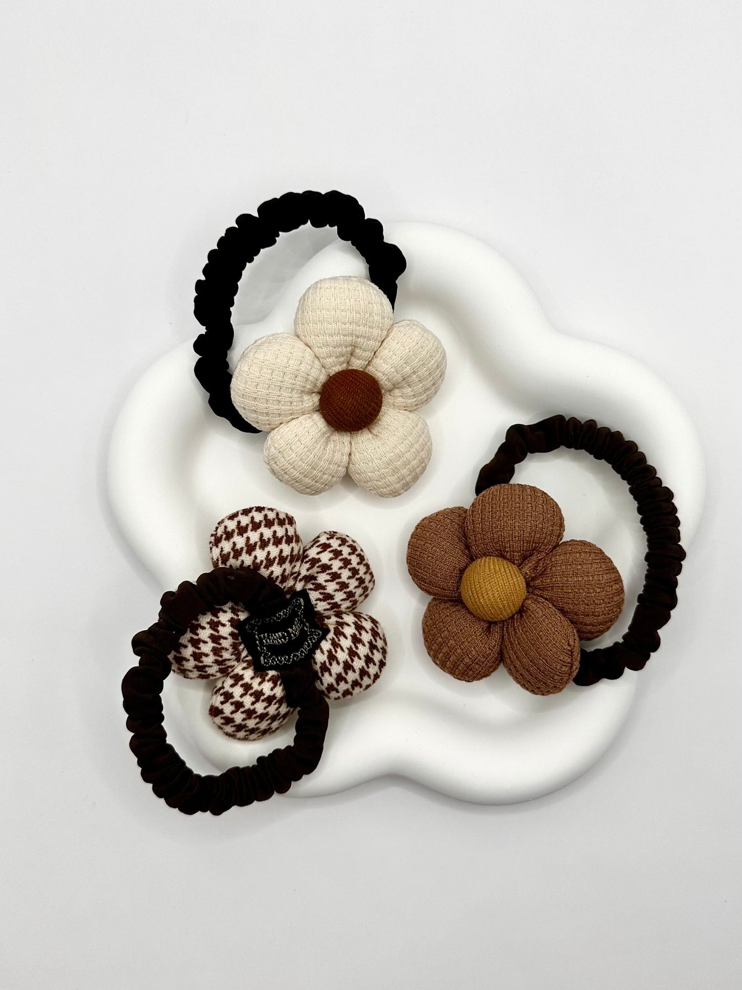 Maple Flower Scrunchies, 3-Pack